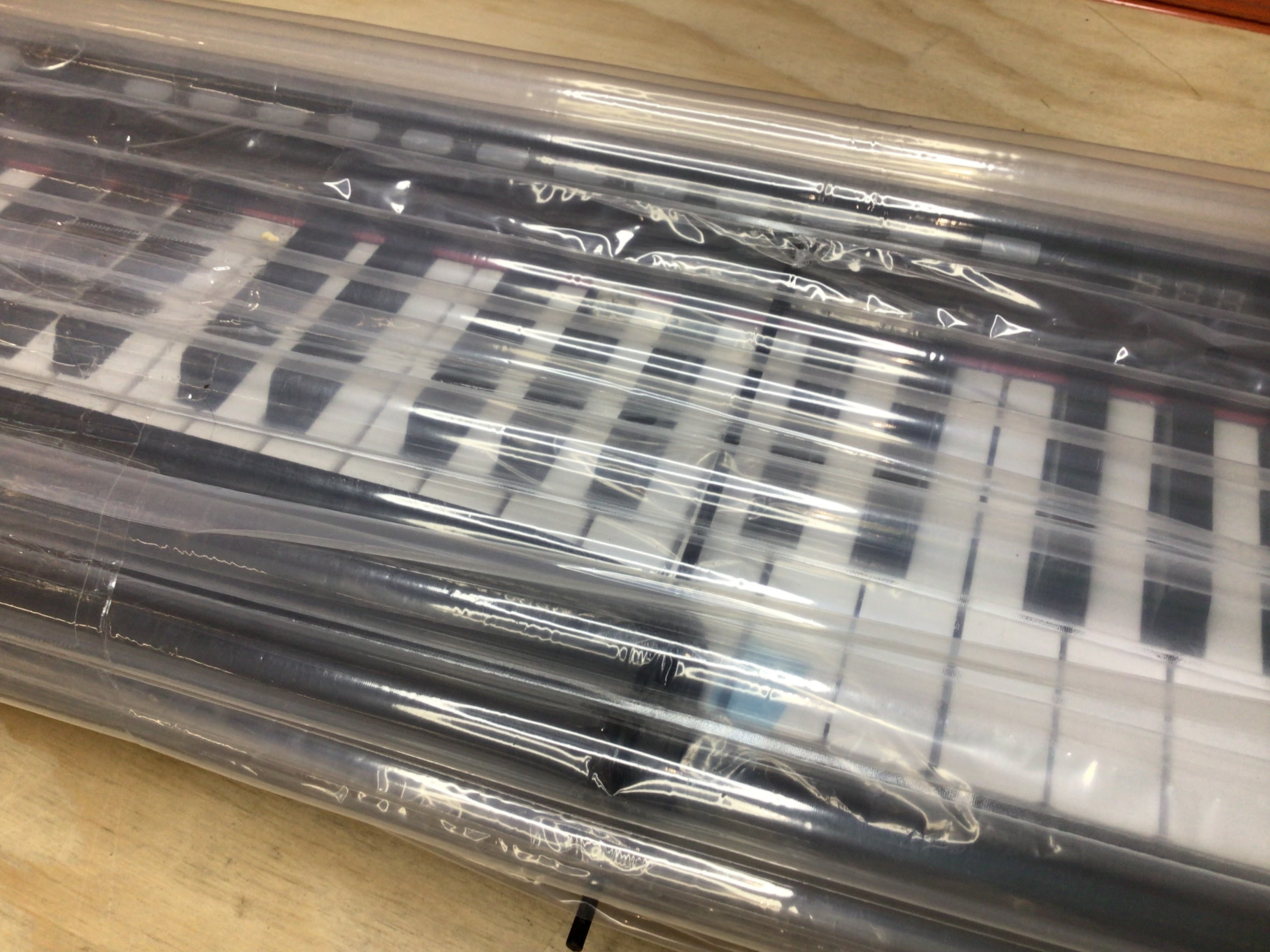 Starfavor Piano Keyboard 88 Keys with Stand SEK-88A **OPEN BOX - READ** (8112941793518)